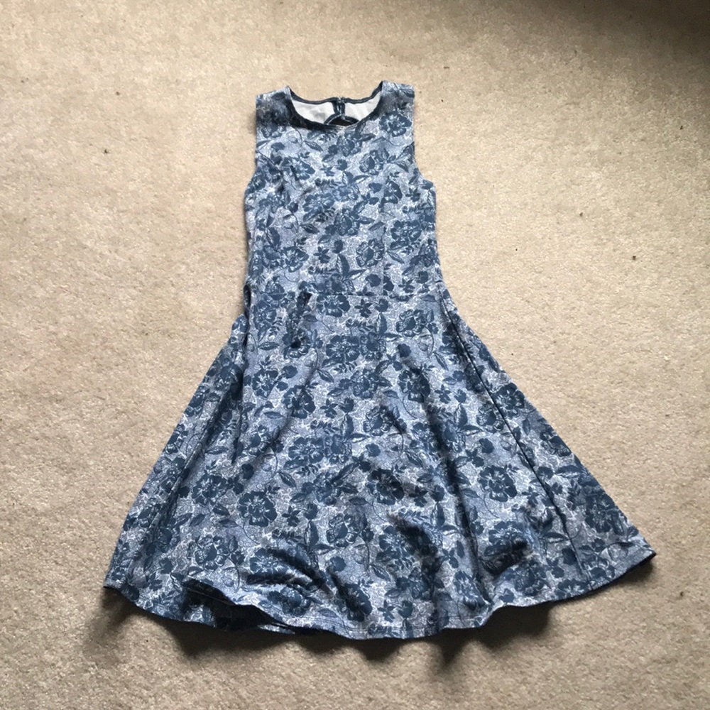 Skater dress